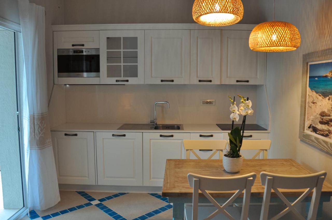 Villa Aquamarina Pintadera Blu Porto Pino Eksteriør bilde