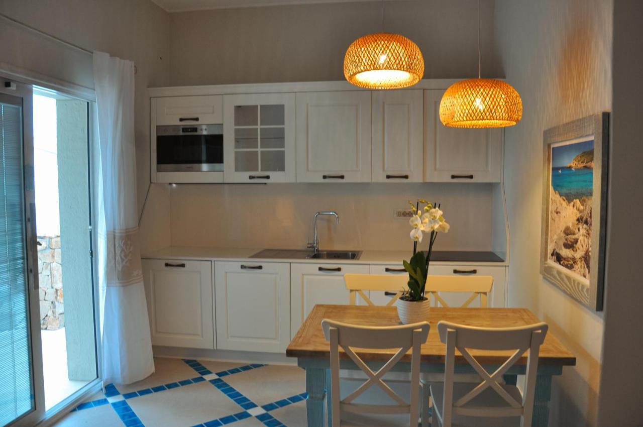 Villa Aquamarina Pintadera Blu Porto Pino Eksteriør bilde
